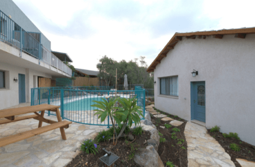 חוויה של שקט בכנרת נופש בלבנים