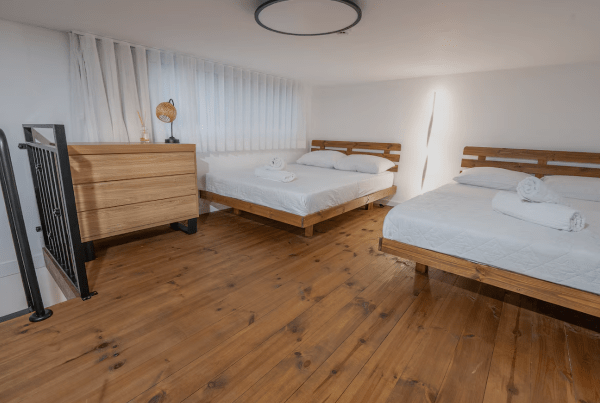 אחוזת מרגלית גשר הזיו חדר שינה