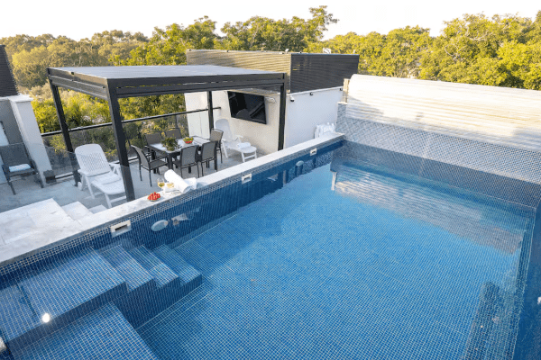 אחוזת מרגלית גשר הזיו בריכה