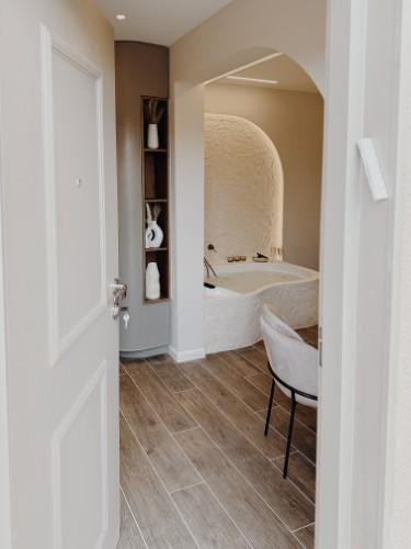 צימר סלע במדבר מעלה עמוס